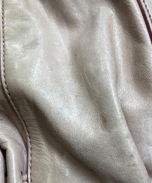 MIU MIU（ミュウミュウ）MIU MIU (ミュウミュウ) VITELLO LUX 2WAYバッグ ピンクベージュの古着・服飾アイテム