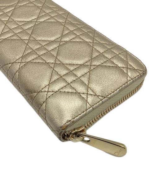 Christian Dior（クリスチャン ディオール）Christian Dior (クリスチャン ディオール) Lady Dior Voyageur ウォレット ゴールドの古着・服飾アイテム