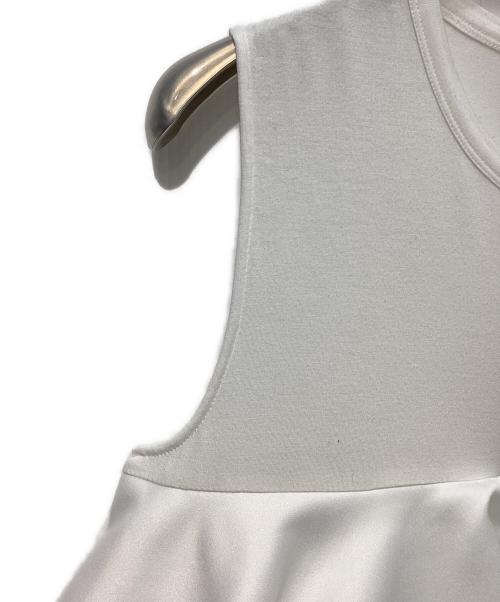 YOKO CHAN（ヨーコチャン）YOKO CHAN (ヨーコチャン) N/Sラッフルレイヤーカットソー　YCT-222-048 ホワイト サイズ:36の古着・服飾アイテム