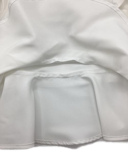YOKO CHAN（ヨーコチャン）YOKO CHAN (ヨーコチャン) N/Sラッフルレイヤーカットソー　YCT-222-048 ホワイト サイズ:36の古着・服飾アイテム
