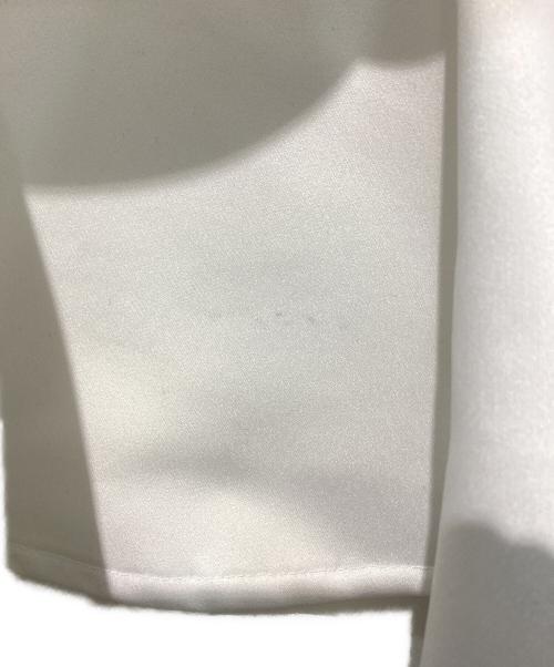 YOKO CHAN（ヨーコチャン）YOKO CHAN (ヨーコチャン) N/Sラッフルレイヤーカットソー　YCT-222-048 ホワイト サイズ:36の古着・服飾アイテム