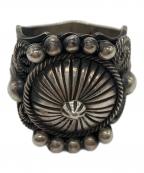 andy cadmanアンディキャドマン）の古着「スタンプワークリング」｜シルバー