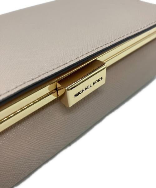 MICHAEL KORS（マイケル・コース）MICHAEL KORS (マイケル・コース) ショルダーバッグ ピンクの古着・服飾アイテム