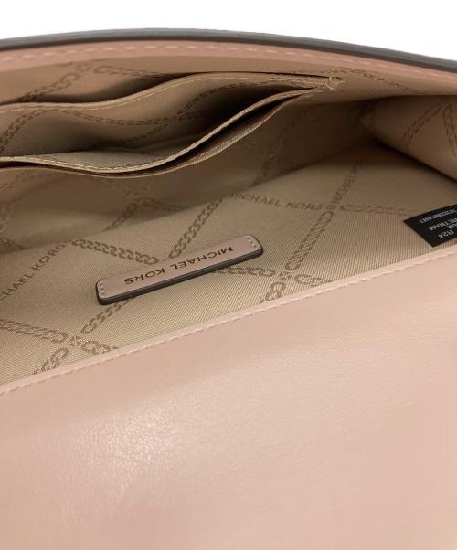 MICHAEL KORS（マイケル・コース）MICHAEL KORS (マイケル・コース) ショルダーバッグ ピンクの古着・服飾アイテム