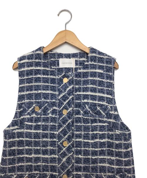 Pinky & Dianne（ピンキーアンドダイアン）Pinky & Dianne (ピンキーアンドダイアン) ツイードジレ　25SS ブルー サイズ:36 未使用品の古着・服飾アイテム