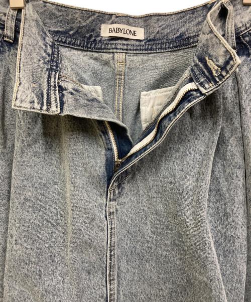BABYLONE（バビロン）BABYLONE (バビロン) デニムタックボリュームスカート インディゴ サイズ:38 未使用品の古着・服飾アイテム
