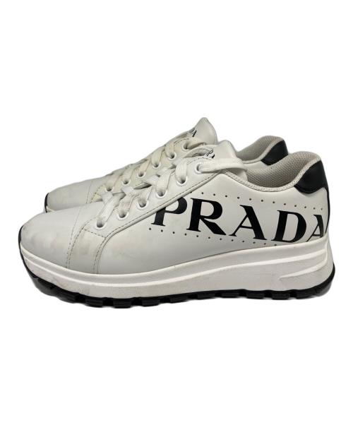 PRADA（プラダ）PRADA (プラダ) スニーカー ホワイト サイズ:35の古着・服飾アイテム