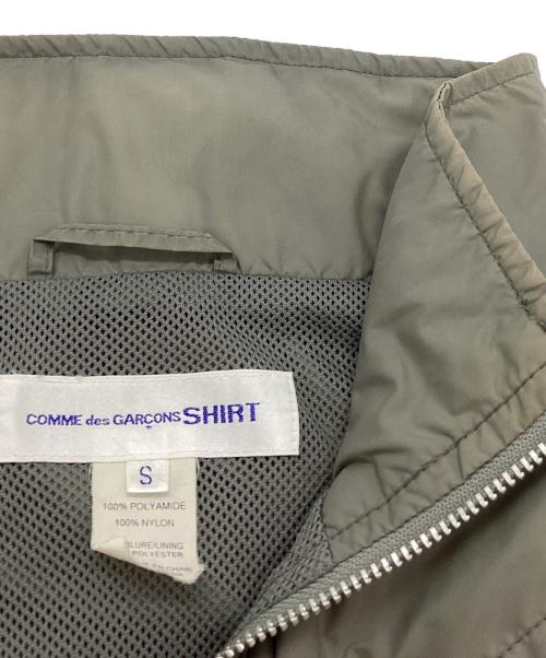 COMME des GARCONS SHIRT（コムデギャルソンシャツ）COMME des GARCONS SHIRT (コムデギャルソンシャツ) ナイロンマウンテンパーカー　ナイロンパネルジャケット グレー サイズ:Sの古着・服飾アイテム