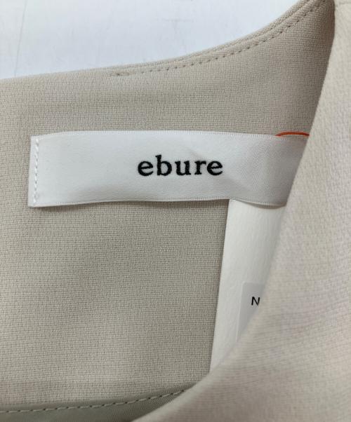 ebure（エブール）EBURE (エブール) トリアセダブルクロス ウォッシャブルフレアワンピース　半袖ワンピース アイボリー サイズ:38の古着・服飾アイテム