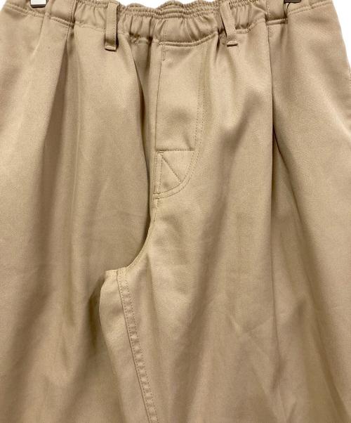 COMFORTABLE REASON（コンフォータブルリーズン）COMFORTABLE REASON (コンフォータブルリーズン) パンツ ベージュ サイズ:SIZE Freeの古着・服飾アイテム