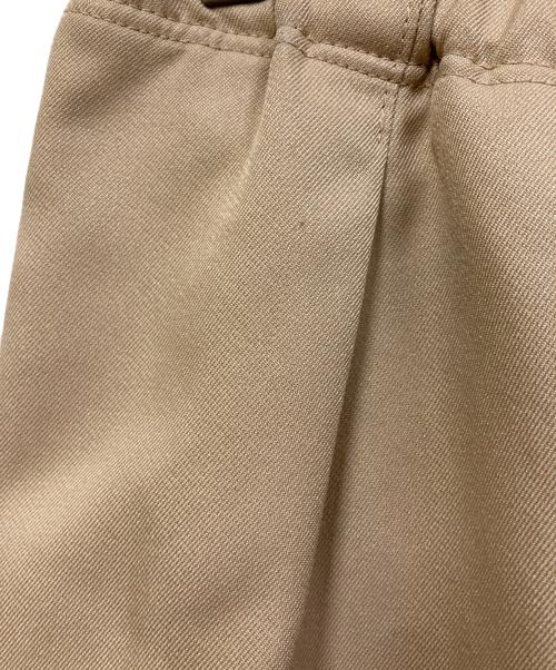 COMFORTABLE REASON（コンフォータブルリーズン）COMFORTABLE REASON (コンフォータブルリーズン) パンツ ベージュ サイズ:SIZE Freeの古着・服飾アイテム
