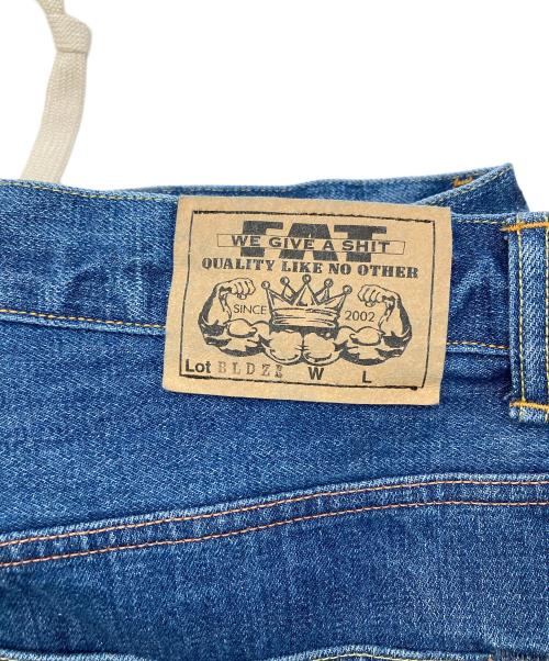 FAT（エフエーティー）FAT (エフエーティー) デニムパンツ BLUDOZER WORN インディゴ サイズ:JUMBOの古着・服飾アイテム