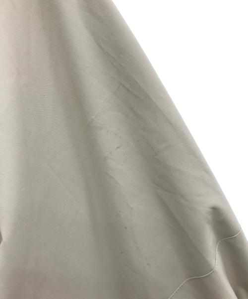 GOOPiMADE（グーピーメイド）GOOPiMADE (グーピーメイド) Formula-G Mountain Parka Jacke ベージュ サイズ:3の古着・服飾アイテム