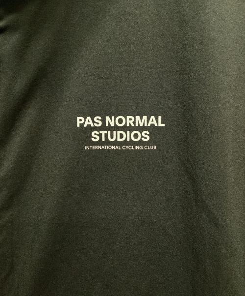 PAS NORMAL STUDIOS（パスノーマルスタジオ）Pas Normal Studios (パスノーマルスタジオ) ナイロンジャケット オリーブ サイズ:Lの古着・服飾アイテム