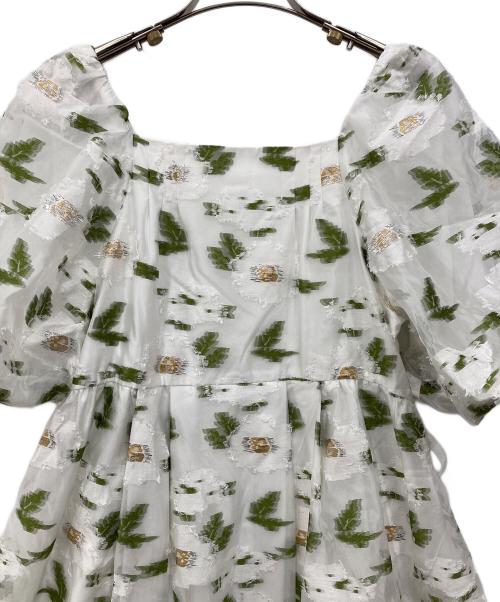 CHESTY（チェスティ）CHESTY (チェスティ) フラワーロングジャガードワンピース ホワイトの古着・服飾アイテム