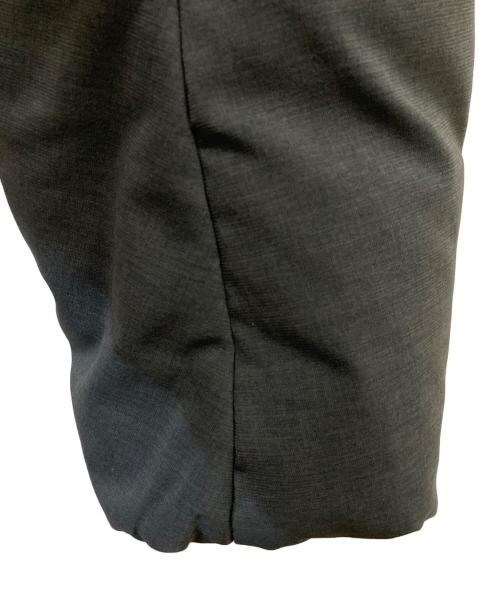 BEAUTY&YOUTH（ビューティーアンドユース）BEAUTY&YOUTH (ビューティーアンドユース) 小松マテーレシャンブレー アライドダウンジャケット ダークグレー サイズ:Mの古着・服飾アイテム