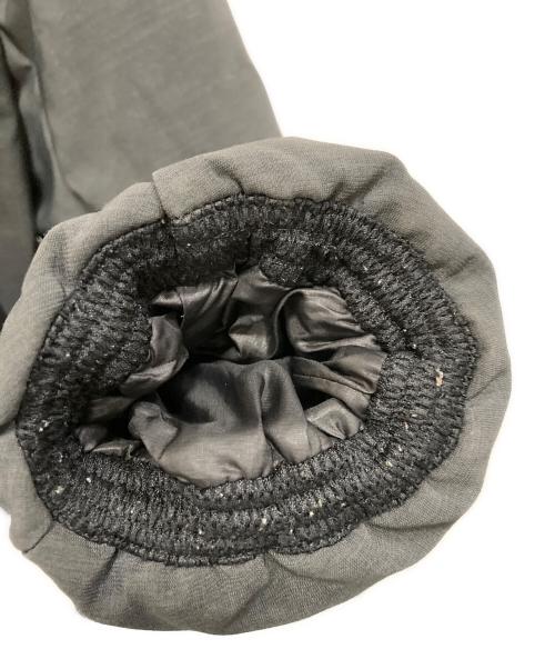 BEAUTY&YOUTH（ビューティーアンドユース）BEAUTY&YOUTH (ビューティーアンドユース) 小松マテーレシャンブレー アライドダウンジャケット ダークグレー サイズ:Mの古着・服飾アイテム