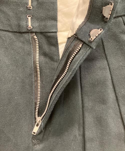 TENNE HANDCRAFTED MODERN（テン ハンドクラフテッド モダン）TENNE HANDCRAFTED MODERN (テン ハンドクラフテッド モダン) タックパンツ ブラック サイズ:2の古着・服飾アイテム