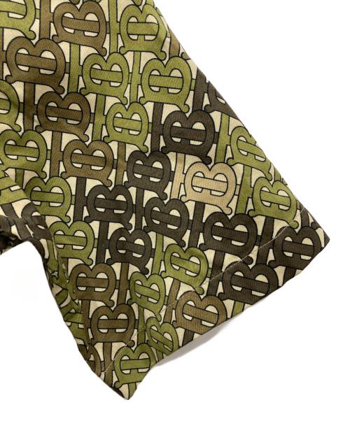 BURBERRY（バーバリー）BURBERRY (バーバリー) S/Sハーフジップシャツ オリーブ サイズ:34の古着・服飾アイテム