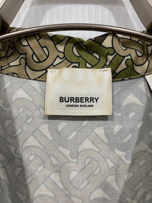 BURBERRY（バーバリー）BURBERRY (バーバリー) S/Sハーフジップシャツ オリーブ サイズ:34の古着・服飾アイテム