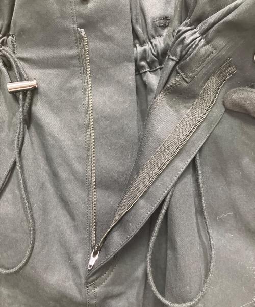 SACRA（サクラ）SACRA (サクラ) ハイカウント ドライ ギャバジン スカート ブラック サイズ:38の古着・服飾アイテム