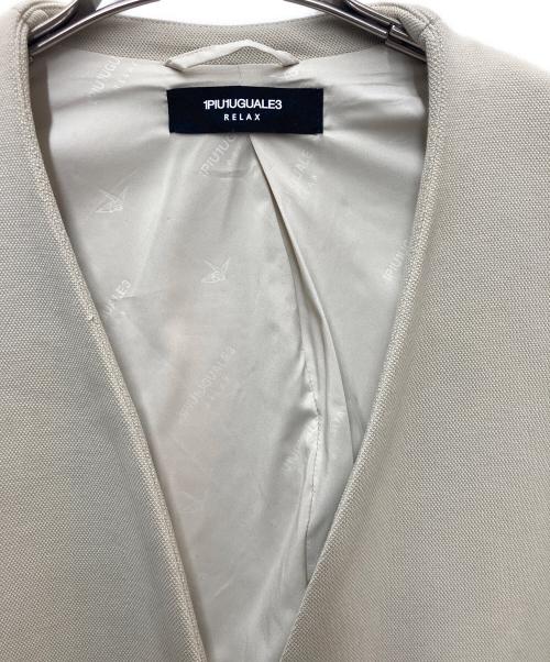 1PIU1UGUALE3 RELAX（ウノピゥウノウグァーレトレ リラックス）1PIU1UGUALE3 RELAX (ウノピゥウノウグァーレトレ リラックス) ノーカラー鹿の子ニットジャケット ベージュ サイズ:SIZE XLの古着・服飾アイテム