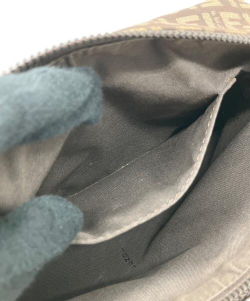 FENDI（フェンディ）FENDI (フェンディ) ワンショルダーバッグ ブラウンの古着・服飾アイテム