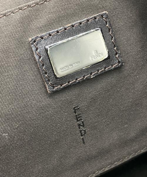FENDI（フェンディ）FENDI (フェンディ) ワンショルダーバッグ ブラウンの古着・服飾アイテム
