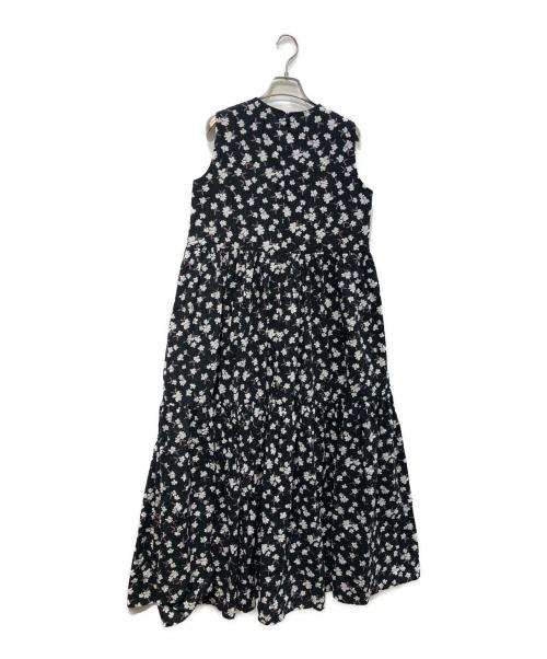 OBLI（オブリ）OBLI (オブリ) フラワーティアードワンピース　25SHDD46 ブラック サイズ:1の古着・服飾アイテム
