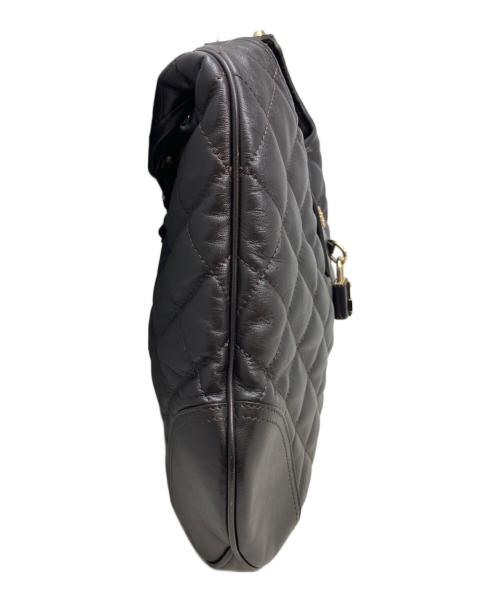 BURBERRY（バーバリー）BURBERRY (バーバリー) キルティング ホーボー ショルダーバッグ　BURBERRY（バーバリー）　ITEFFSRL814FIR ダークブラウンの古着・服飾アイテム