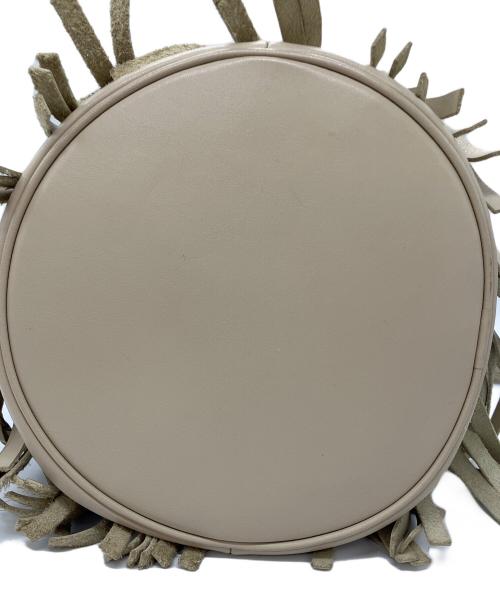 J&M DAVIDSON（ジェイ＆エム デヴィッドソン）J&M DAVIDSON (ジェイ＆エム デヴィッドソン) フリンジショルダーバッグ ベージュの古着・服飾アイテム