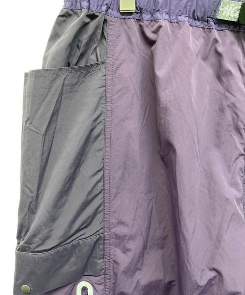 GRAMICCI（グラミチ）GRAMICCI (グラミチ) and wander (アンドワンダー) PATCHWORK WIND PANT パープル サイズ:2XL 未使用品の古着・服飾アイテム
