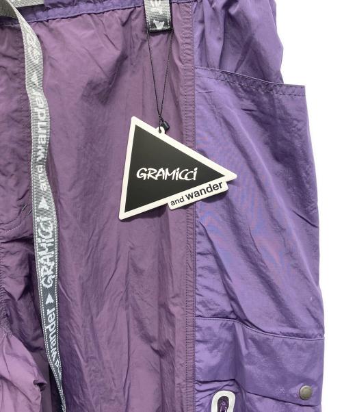GRAMICCI（グラミチ）GRAMICCI (グラミチ) and wander (アンドワンダー) PATCHWORK WIND PANT パープル サイズ:2XL 未使用品の古着・服飾アイテム