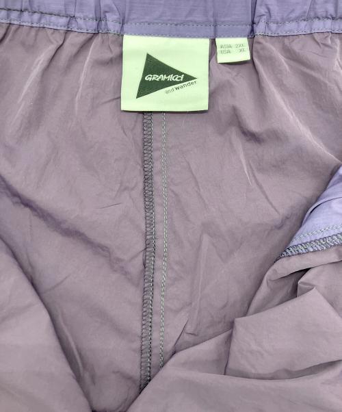 GRAMICCI（グラミチ）GRAMICCI (グラミチ) and wander (アンドワンダー) PATCHWORK WIND PANT パープル サイズ:2XL 未使用品の古着・服飾アイテム
