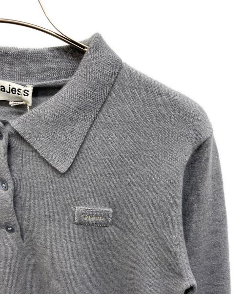 gajess（ガジェス）gajess (ガジェス) Kanon Logo Polo Knit　カノン ロゴ ポロ ニット グレー サイズ:36の古着・服飾アイテム