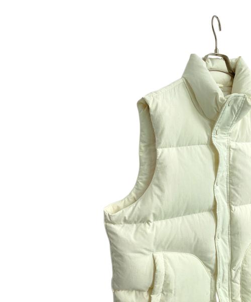 madhappy（マッドハッピー）madhappy (マッドハッピー) ダウンベスト ホワイト サイズ:Mの古着・服飾アイテム