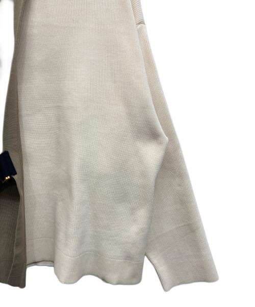 CULLNI（クルニ）CULLNI (クルニ) Tie-Locked Layered Knit ベージュ×アイボリー サイズ:1の古着・服飾アイテム