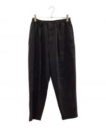 MARNI（マルニ）の古着「ウールトロピカルシャーリング1Pテーパードパンツ」｜ブラック