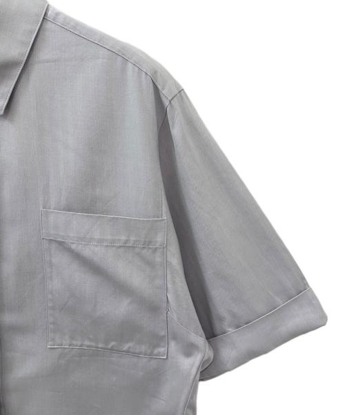 ebure（エブール）ebure (エブール) コットンヘリンボーン 半袖シャツ グレー サイズ:38の古着・服飾アイテム