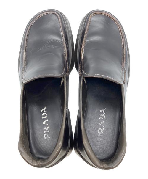 PRADA（プラダ）PRADA (プラダ) スクエアローファー ブラウン サイズ:８の古着・服飾アイテム