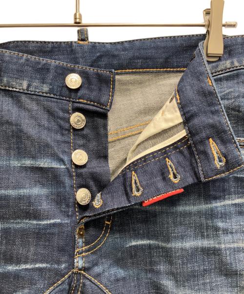 DSQUARED2（ディースクエアード）DSQUARED2 (ディースクエアード) DARK CLEAN WASH TIDY BIKER JEANS インディゴ サイズ:44 未使用品の古着・服飾アイテム