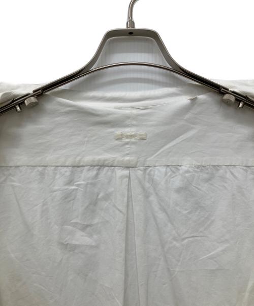 COMOLI（コモリ）COMOLI (コモリ) バンドカラーシャツ ホワイト サイズ:2の古着・服飾アイテム