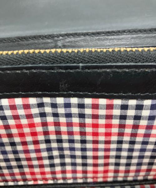 maison kitsune（メゾンキツネ）MAISON KITSUNE (メゾンキツネ) フラップ長財布の古着・服飾アイテム