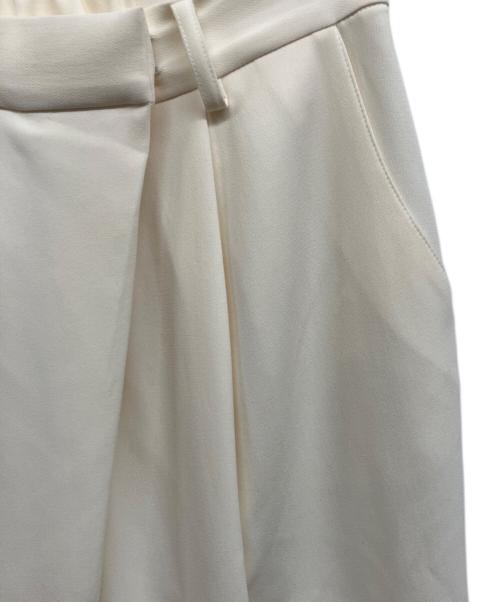 SOEJU（ソージュ）SOEJU (ソージュ) タックパンツ ホワイト サイズ:Mの古着・服飾アイテム