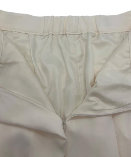 SOEJU（ソージュ）SOEJU (ソージュ) タックパンツ ホワイト サイズ:Mの古着・服飾アイテム