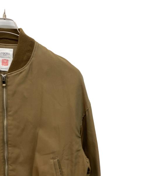 MAISON SPECIAL（メゾンスペシャル）MAISON SPECIAL (メゾンスペシャル) Lyocell Twill Chambray Prime-Over MA-1 Bomber Jacket カーキ サイズ:Sの古着・服飾アイテム