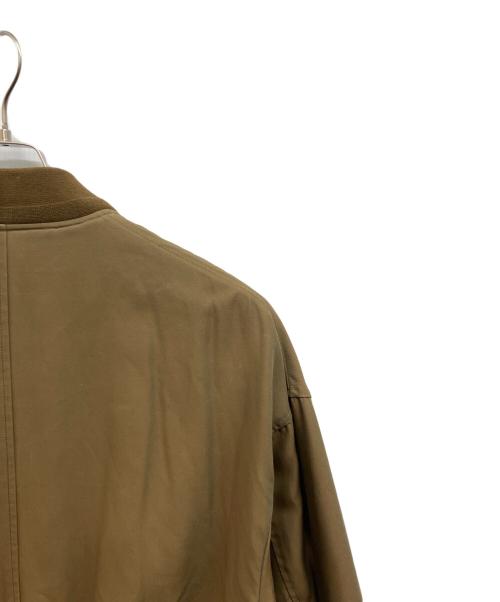 MAISON SPECIAL（メゾンスペシャル）MAISON SPECIAL (メゾンスペシャル) Lyocell Twill Chambray Prime-Over MA-1 Bomber Jacket カーキ サイズ:Sの古着・服飾アイテム
