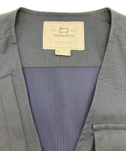 WOOLRICH（ウールリッチ）WOOLRICH (ウールリッチ) RIP STOP TRAVEL VEST ネイビー サイズ:Mの古着・服飾アイテム