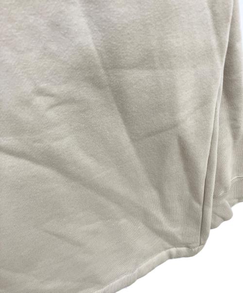 FOG ESSENTIALS（フィアオブゴッド エッセンシャル）FOG ESSENTIALS (フィアオブゴッド エッセンシャル) プルオーバーパーカー ベージュ サイズ:Sの古着・服飾アイテム
