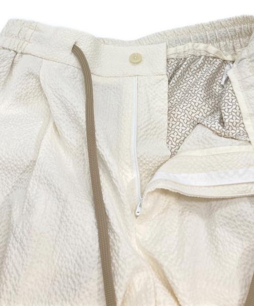 TAGLIATORE（タリアトーレ）TAGLIATORE (タリアトーレ) シアサッカーセットアップスーツ オフホワイト サイズ:46の古着・服飾アイテム
